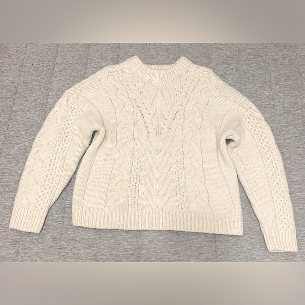 Chunky Cable Knit Sweater, Relaxed Fit, Medium, White